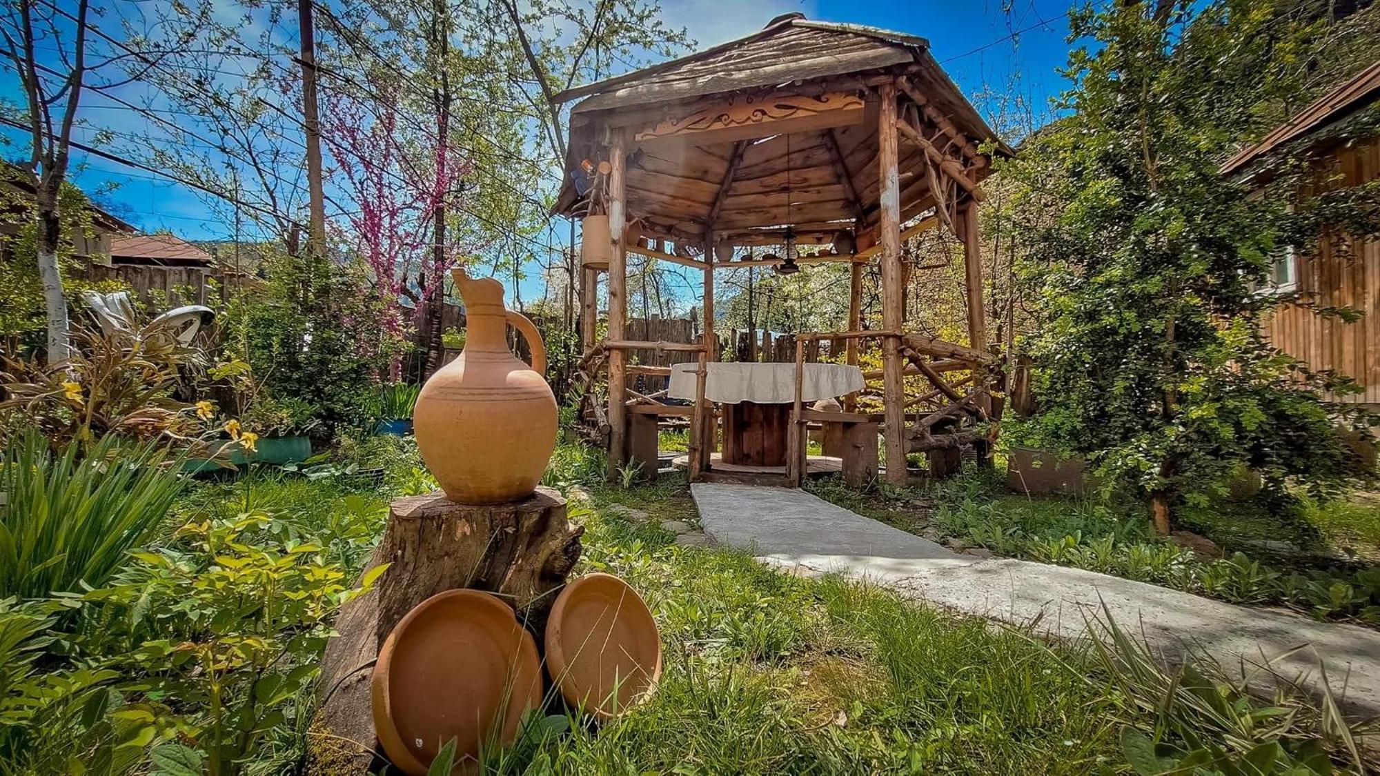 Гостевой дом SVANETI Lentekhi Экстерьер фото